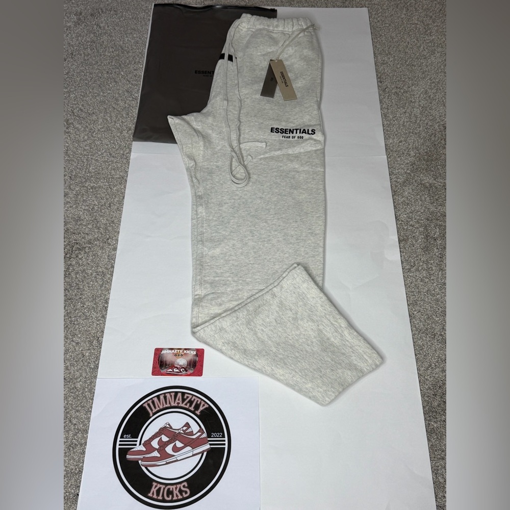 Essentials Fear of God Relaxed Sweatpants Light Oatmeal Size Medium